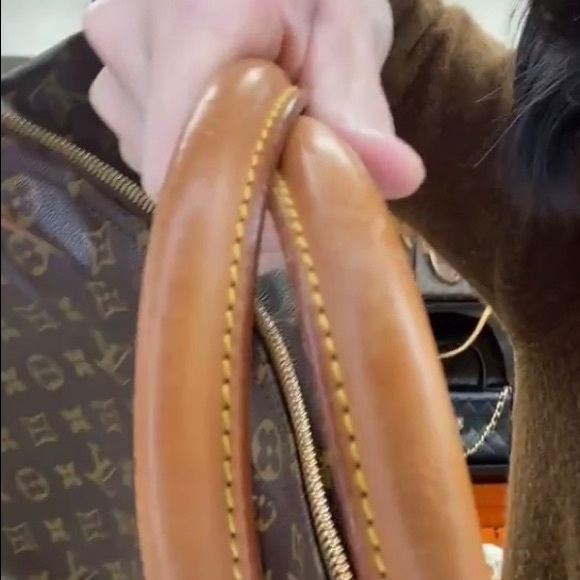 Authentic Vintage Louis Vuitton Monogram Sirius 70 Soft Suitcase - Picture 7 of 8